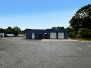 Premier flex/industrial Building & land For Sale